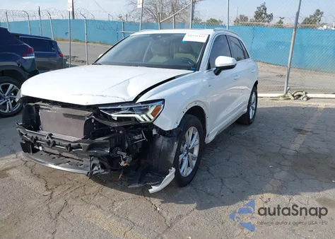 2023 Audi Q3 Premium 45 Tfsi S Line Quattro Tiptronic z USA, uszkodzony, nr VIN WA1DECF36P1134550